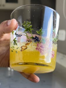 El gasificado es suave y ayuda a causar una sensación refrescante aún más efectiva.